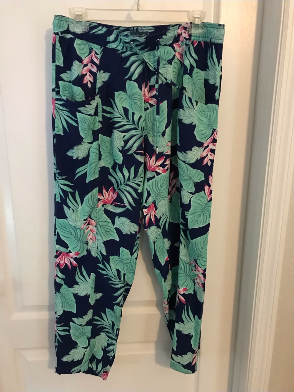 Caribbean Joe Navy Lounge Pants with Mint Green Leaves & Pink Accents, Sz Mediu